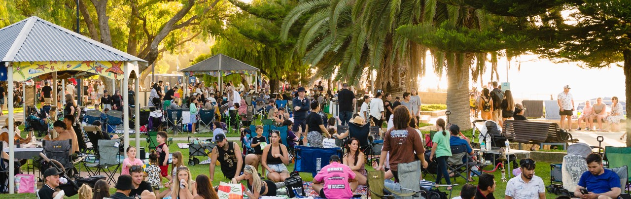 crowd at an event at rockingham foreshore