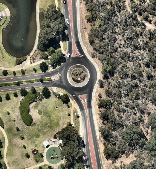 rivergums-roundabout