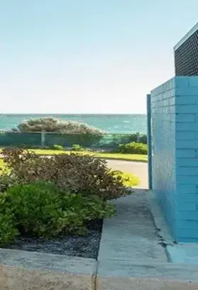 Public-toilets.jpg