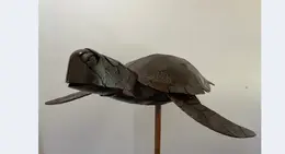 a statue of a turtle